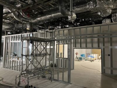 内装工事の様子.jpg